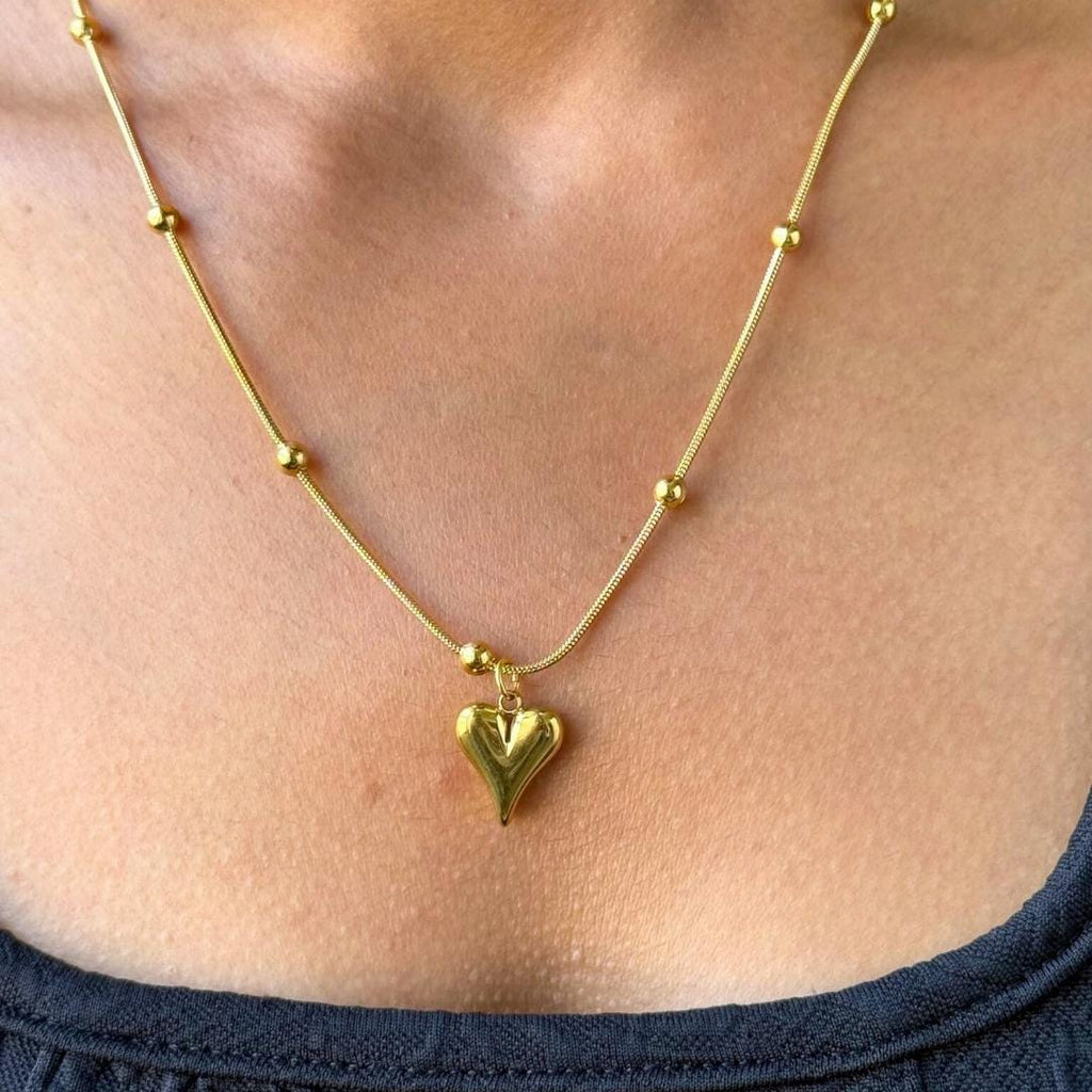 Vintage-Inspired Heart Beaded Necklace