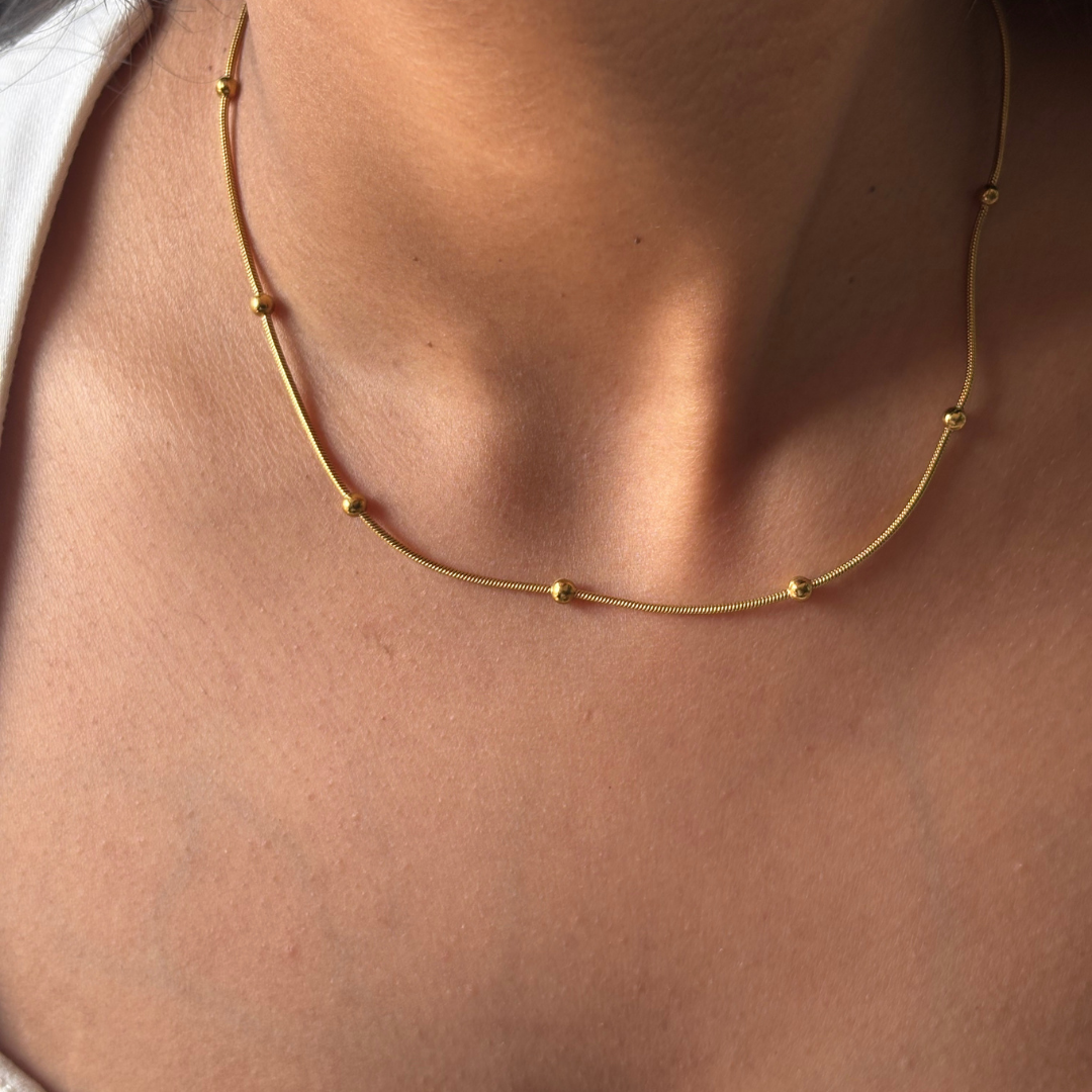 Minimal Chain Necklace