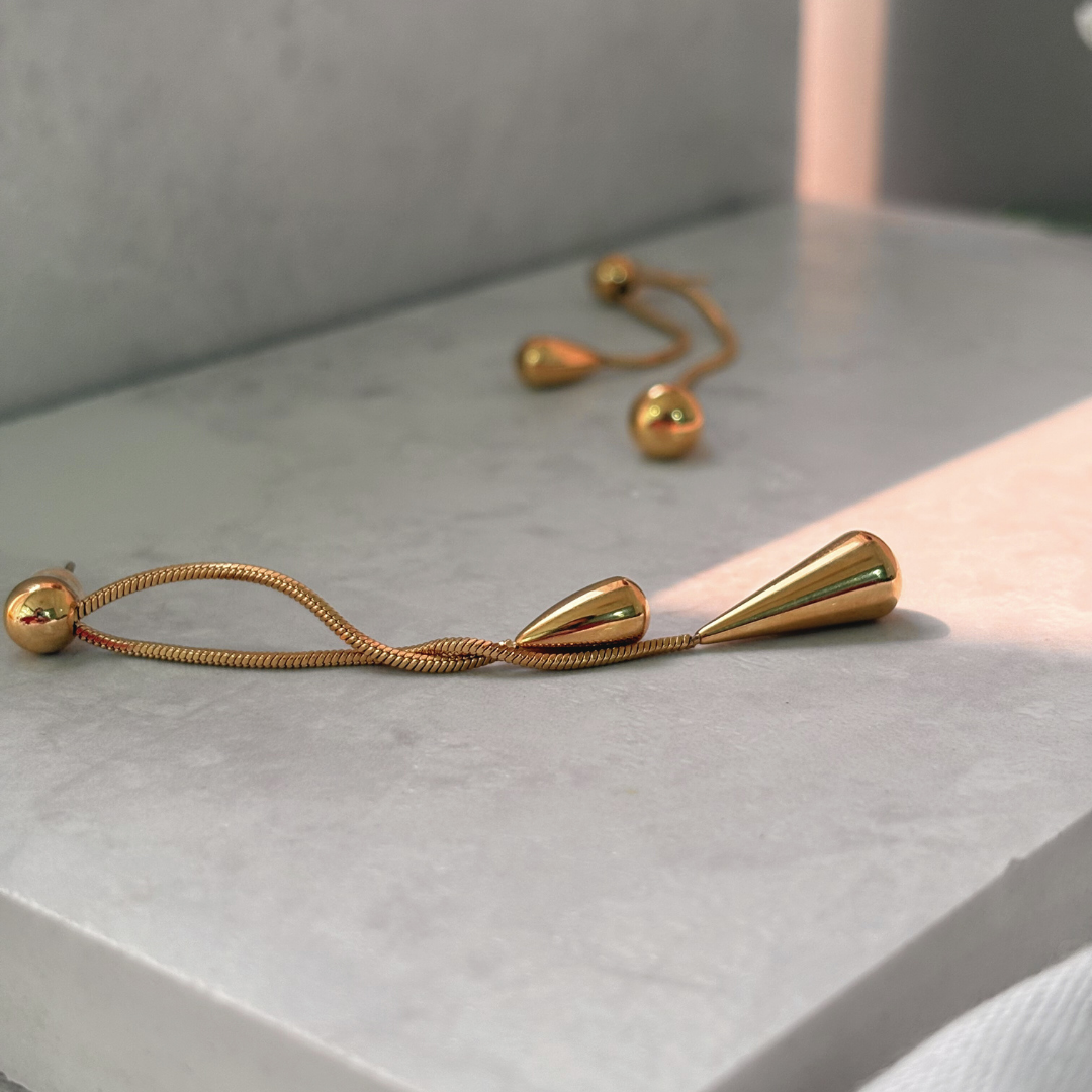 Waterdrop Stud Earrings
