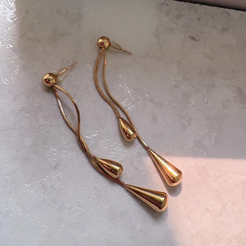 Waterdrop Stud Earrings
