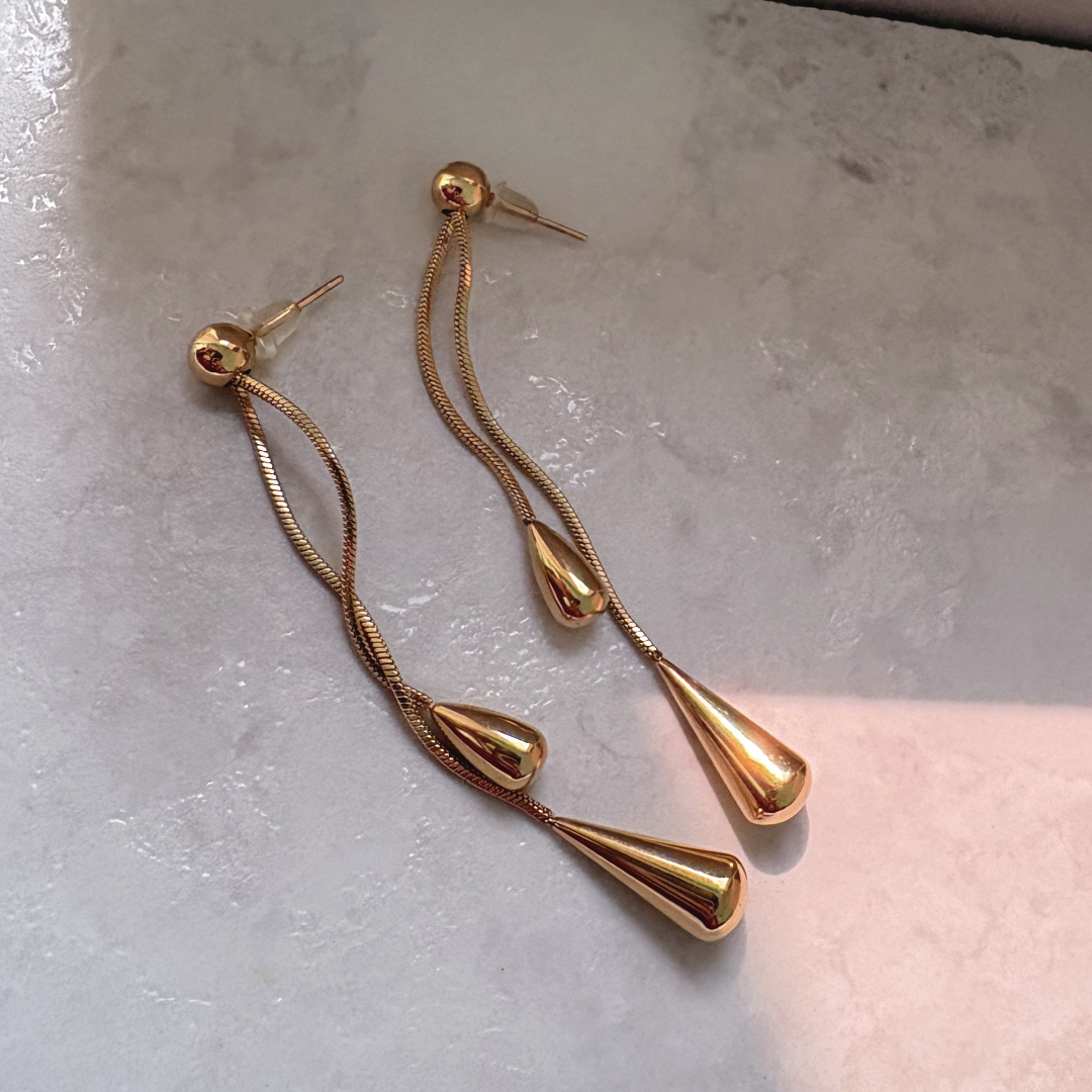 Waterdrop Stud Earrings