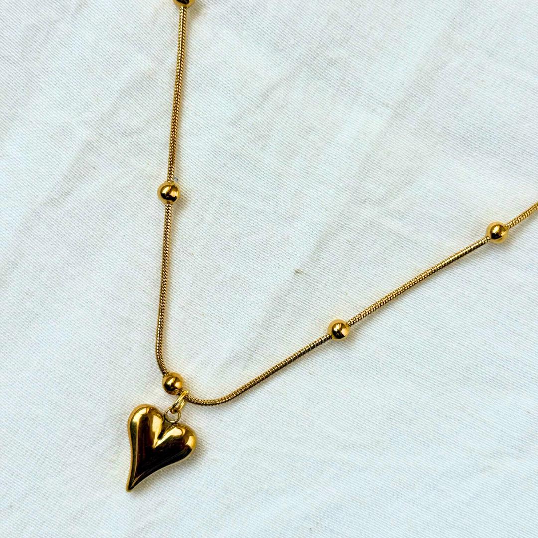 Vintage-Inspired Heart Beaded Necklace