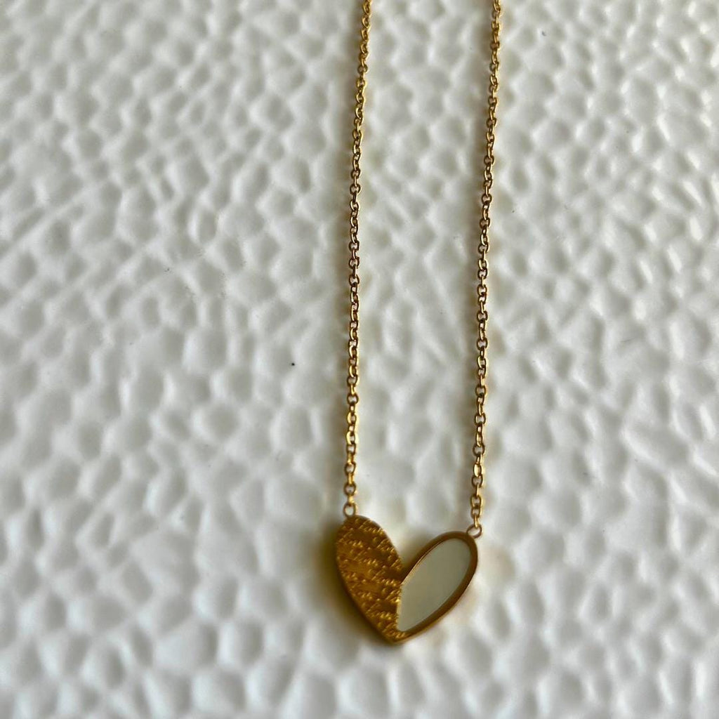 Chic Heart Necklace