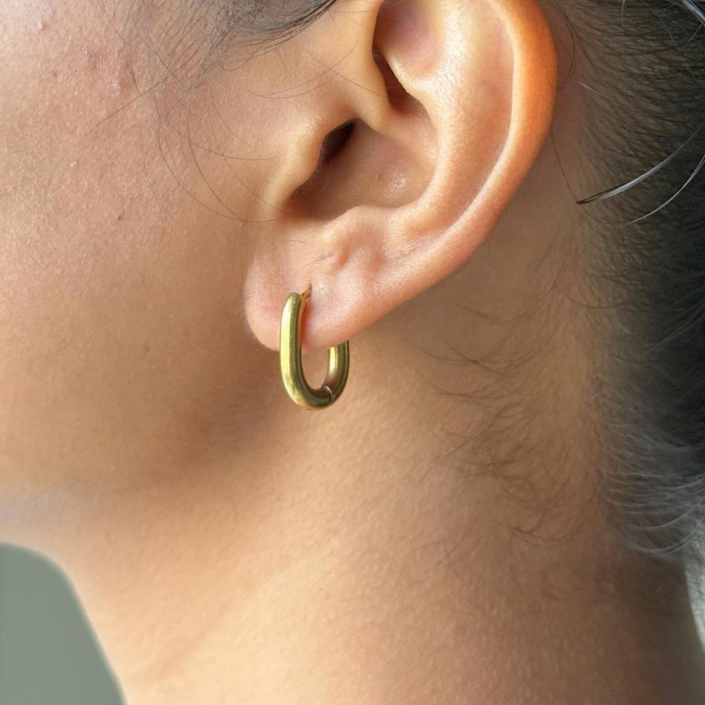 Oval Chunky Huggie Hoop Earrings