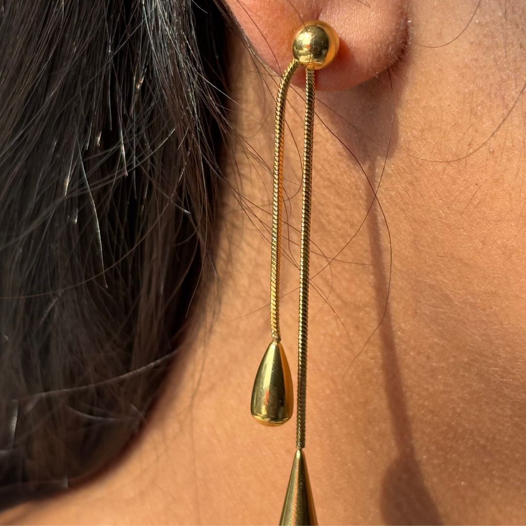 Waterdrop Stud Earrings