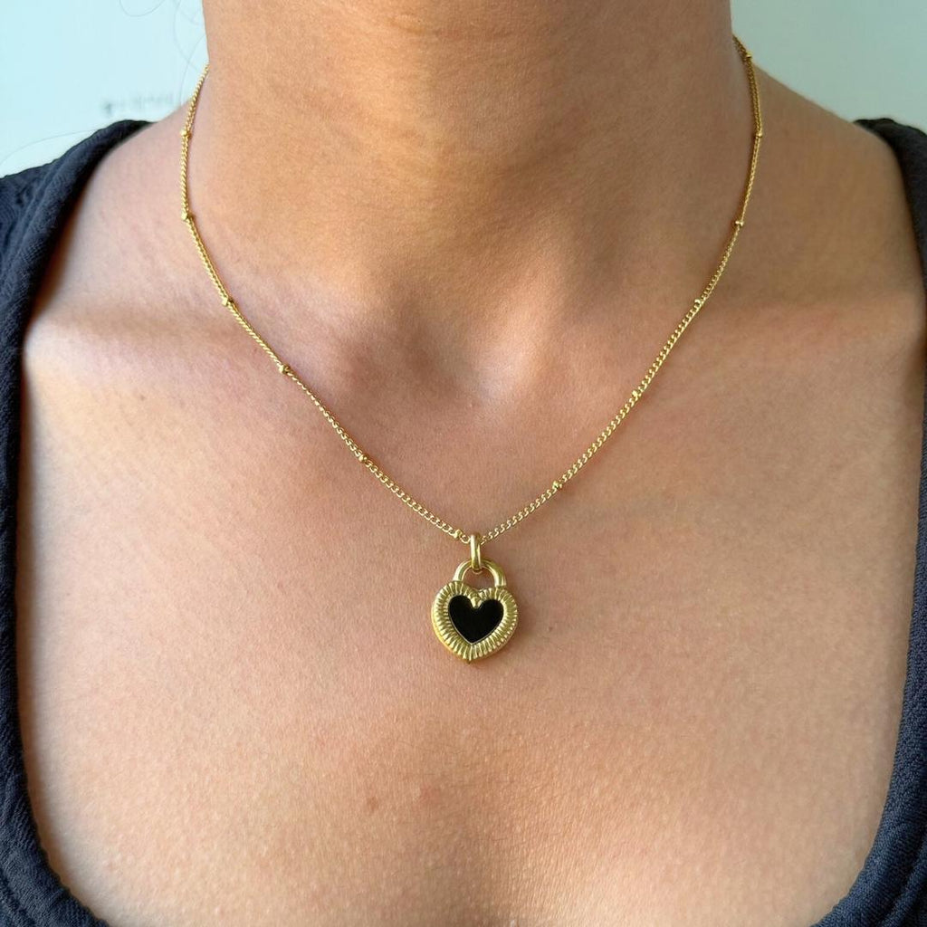 Heart Shell Necklace