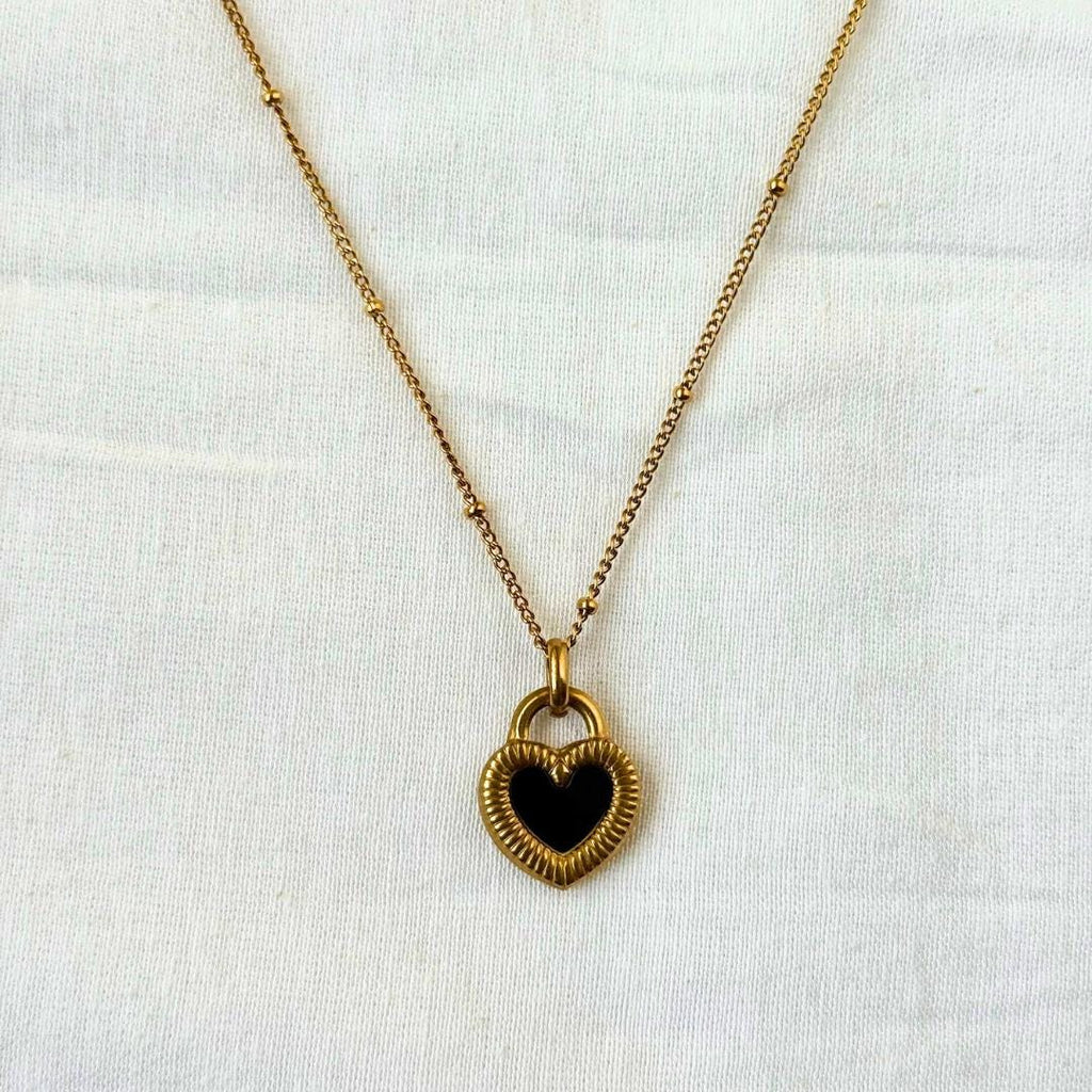Heart Shell Necklace