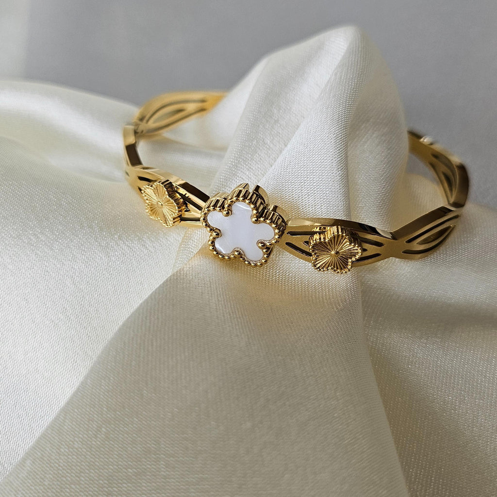 Clover Gold Bangle Bracelet – 18K Gold PVD Clover Cuff | Minimal Geometric Jewelry by FeelAmara