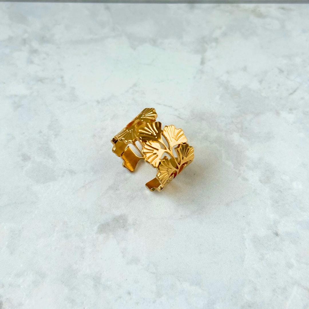 Ginkgo Leaf Gold Ring