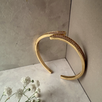 Hollow Zircon Bracelet