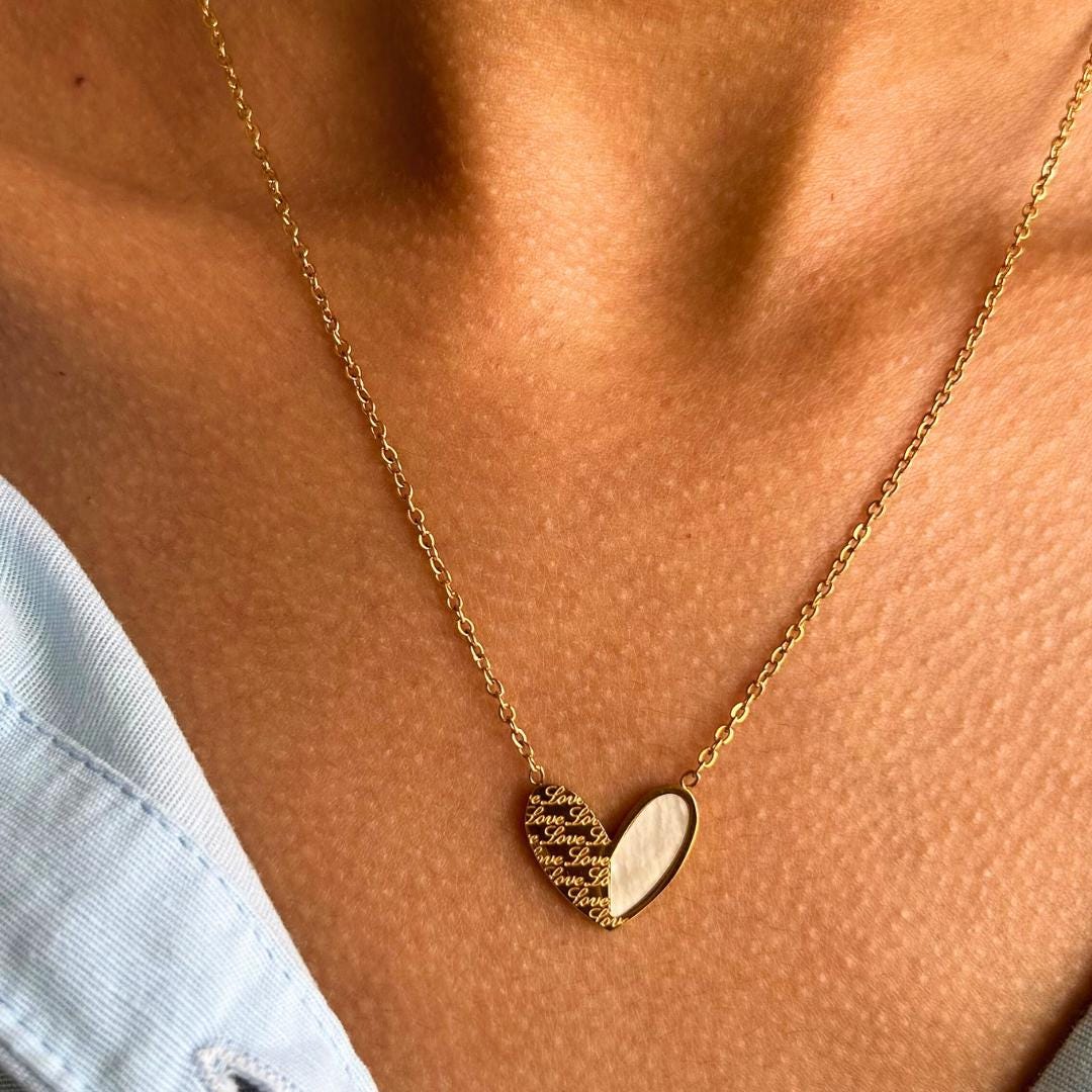 Chic Heart Necklace