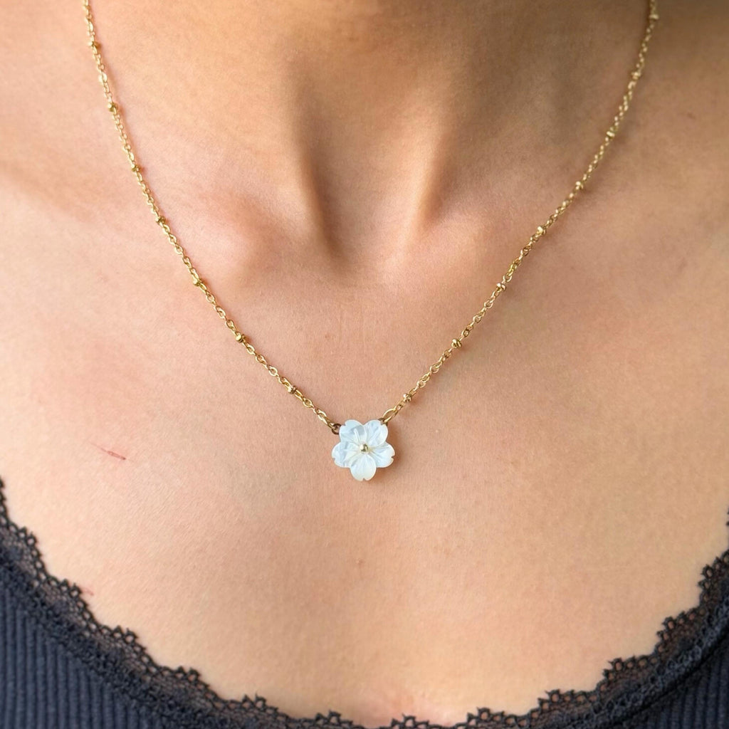 Mother Of Pearl Flower Necklace