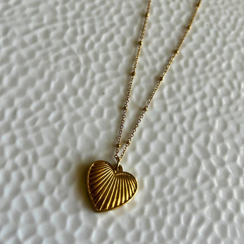 Vintage Luxury Heart Pendant Necklace