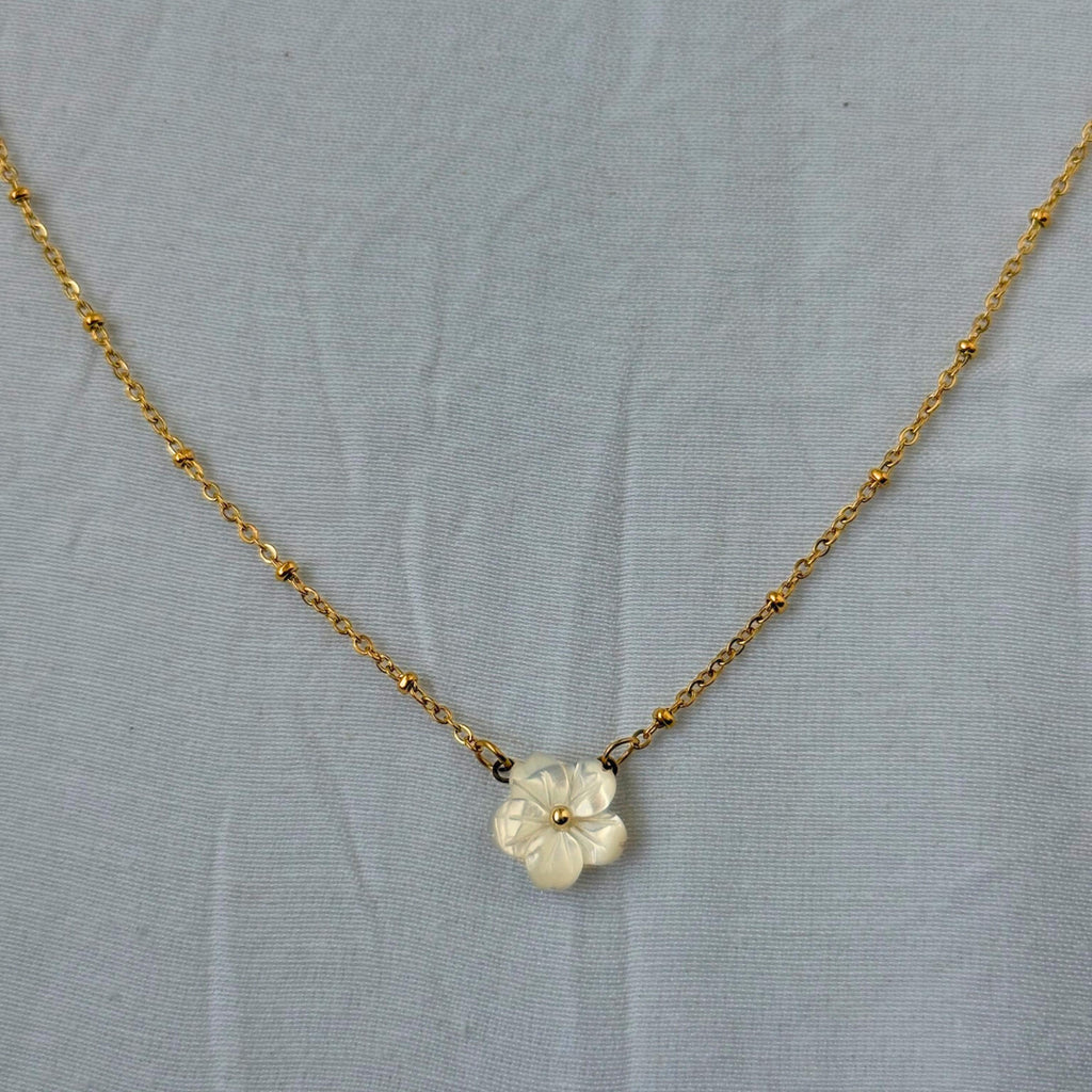 Mother Of Pearl Flower Necklace