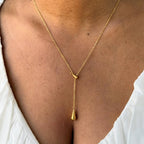 Chic Gold Lariat Necklace with Teardrop Pendants