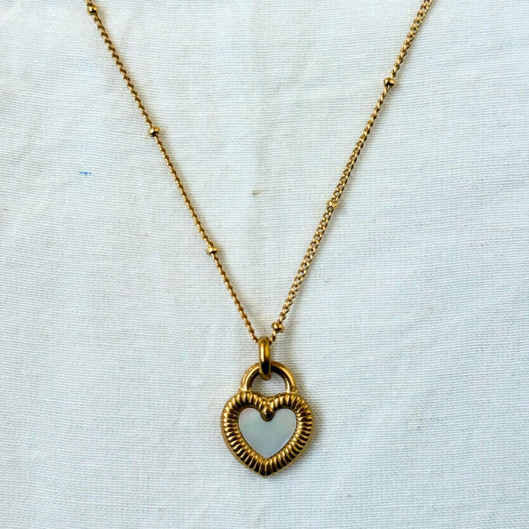 Heart Shell Necklace
