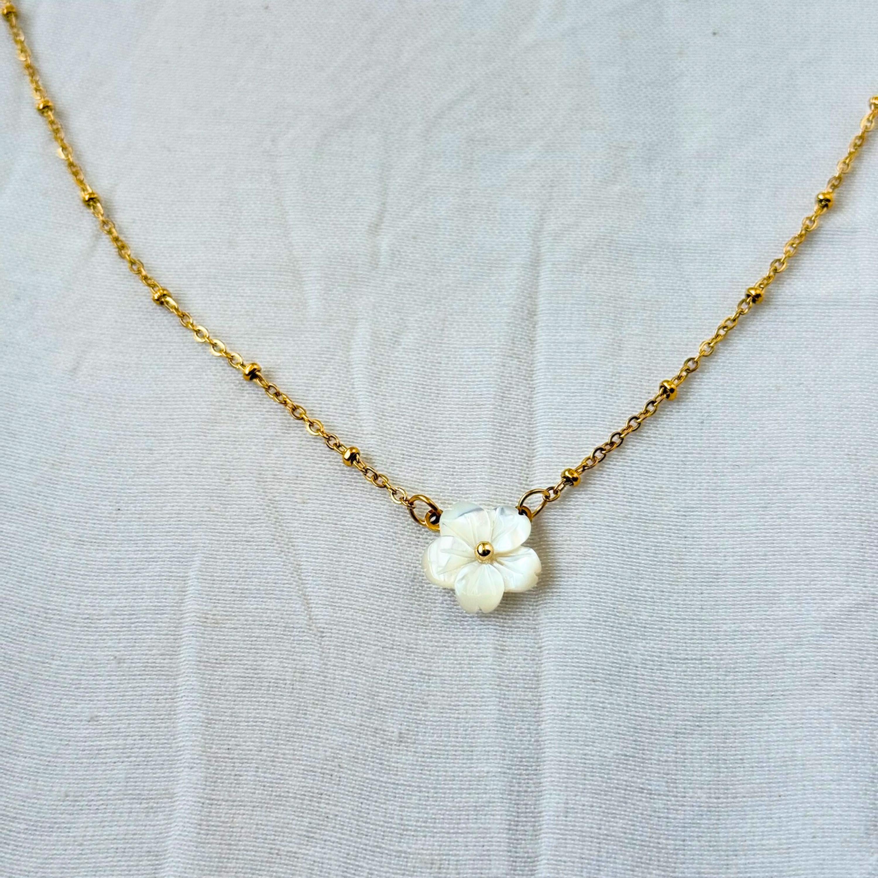 Mother Of Pearl Flower Necklace