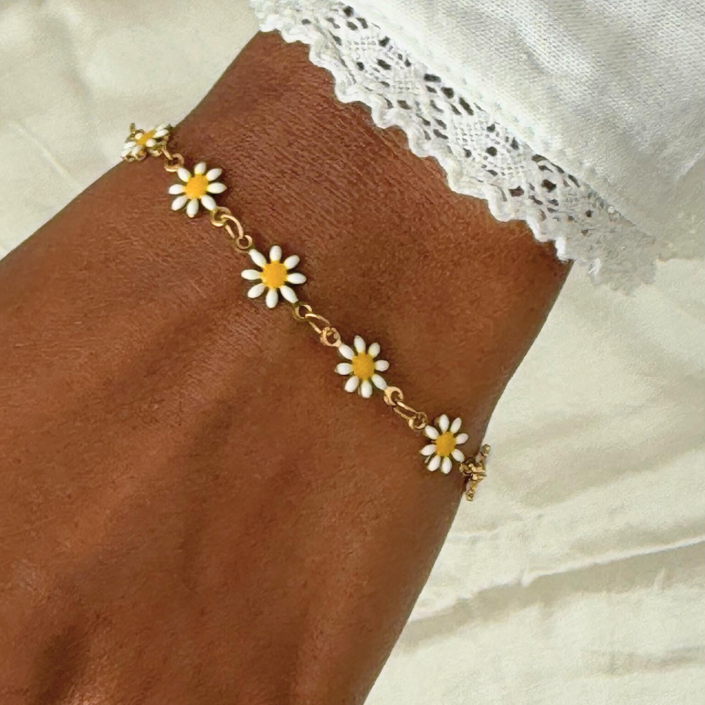 Daisy Necklace & Bracelet Set