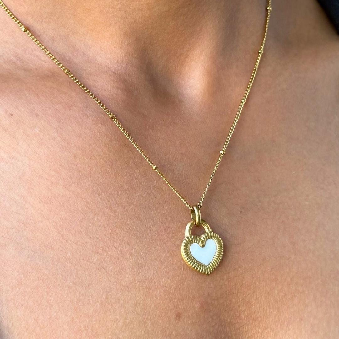 Heart Shell Necklace