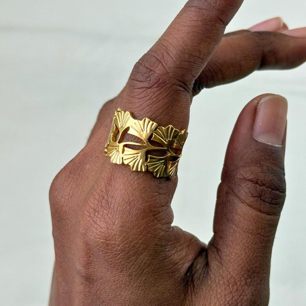 Ginkgo Leaf Gold Ring
