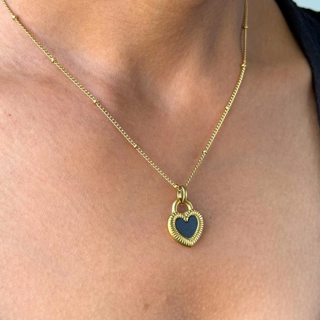Heart Shell Necklace