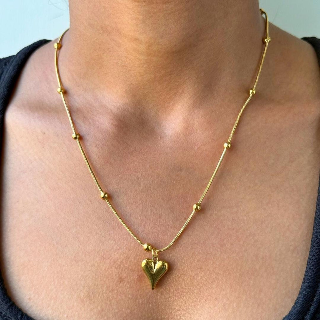 Vintage-Inspired Heart Beaded Necklace