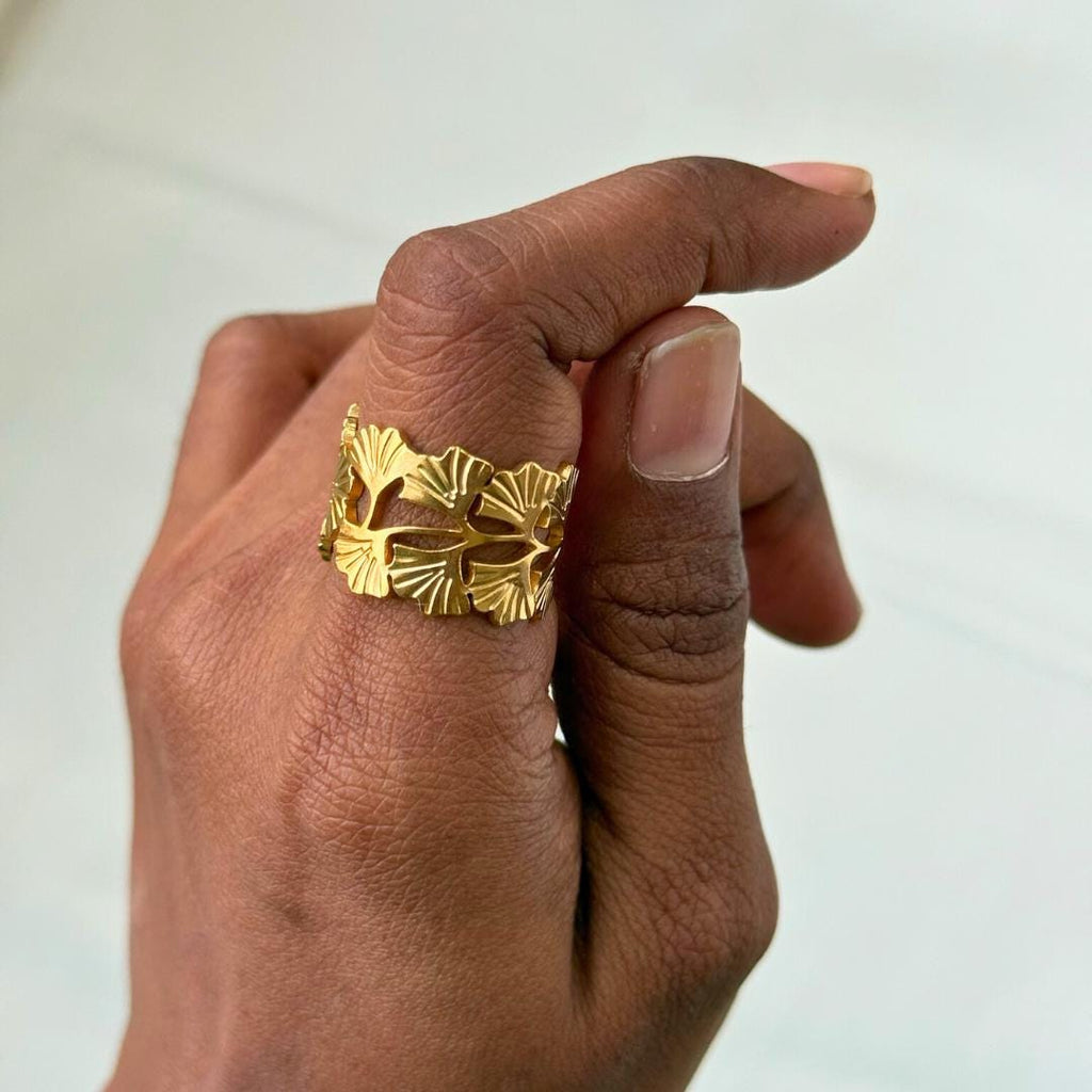 Ginkgo Leaf Gold Ring