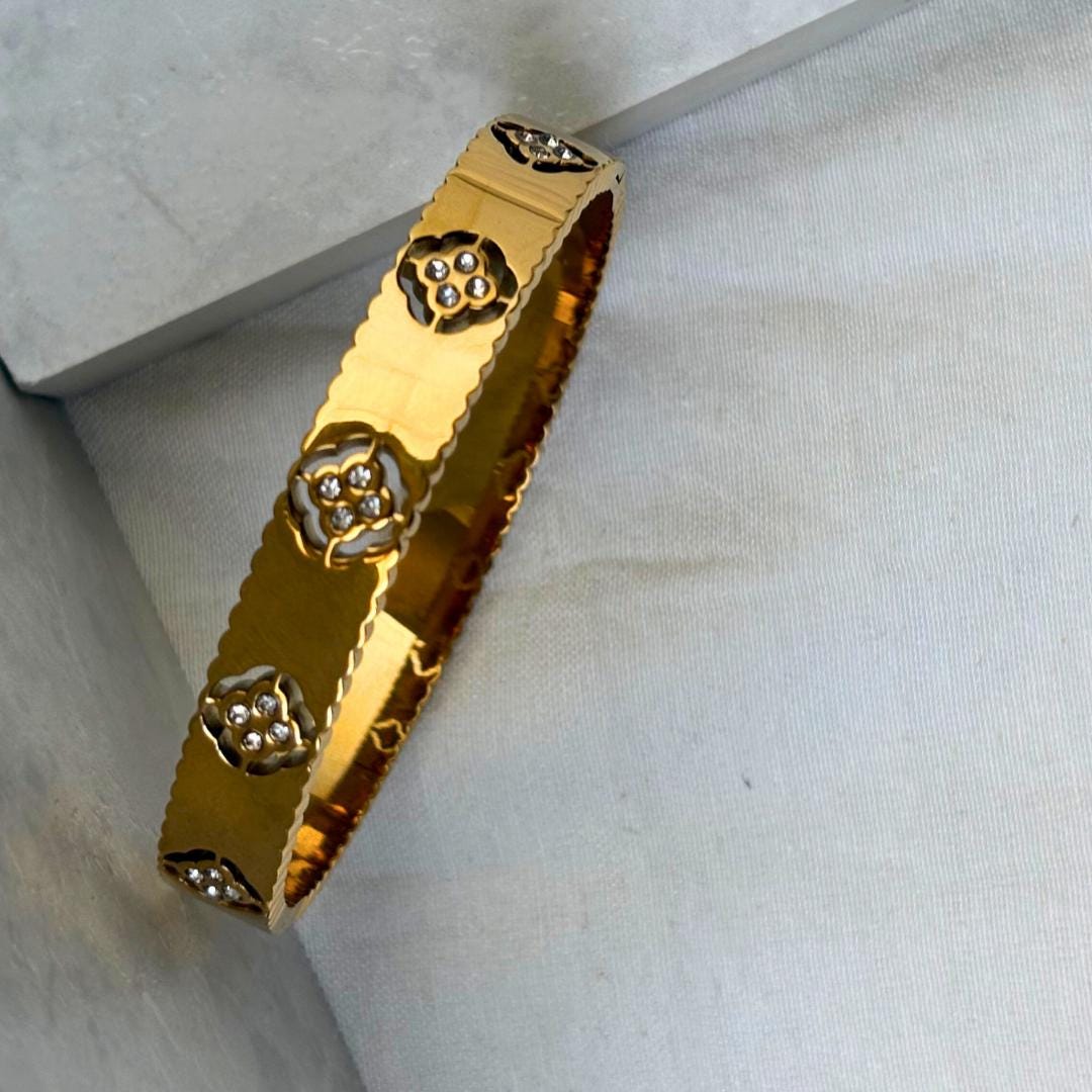 Floral Gold Bangle Bracelet