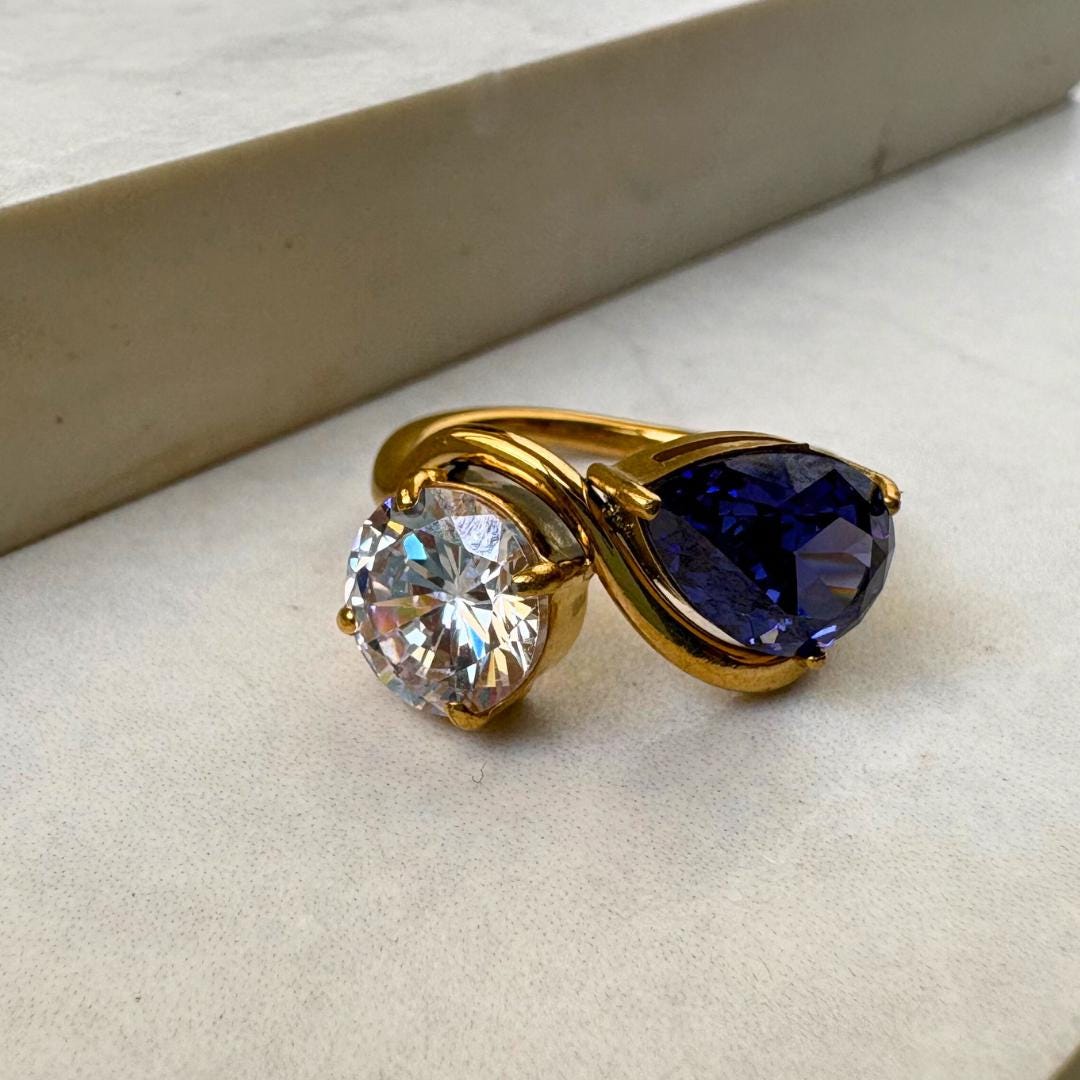 Water Drop Oval Zircon Ring