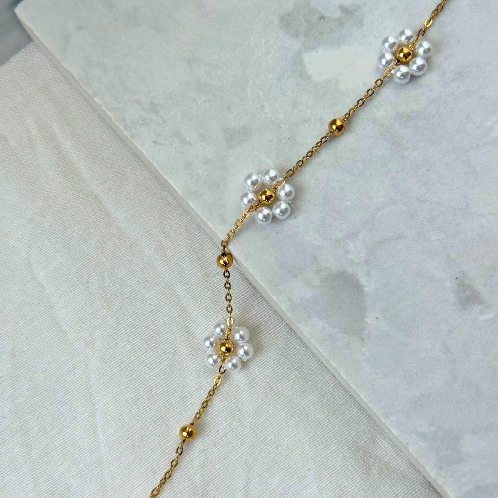 Pearl Flower Bracelet & Necklace Set