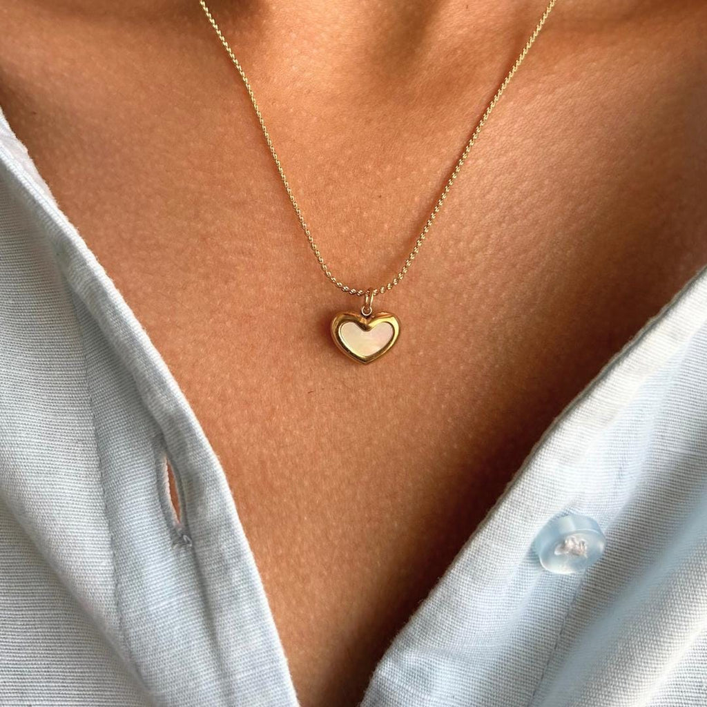 Shell Heart Pendant Necklace