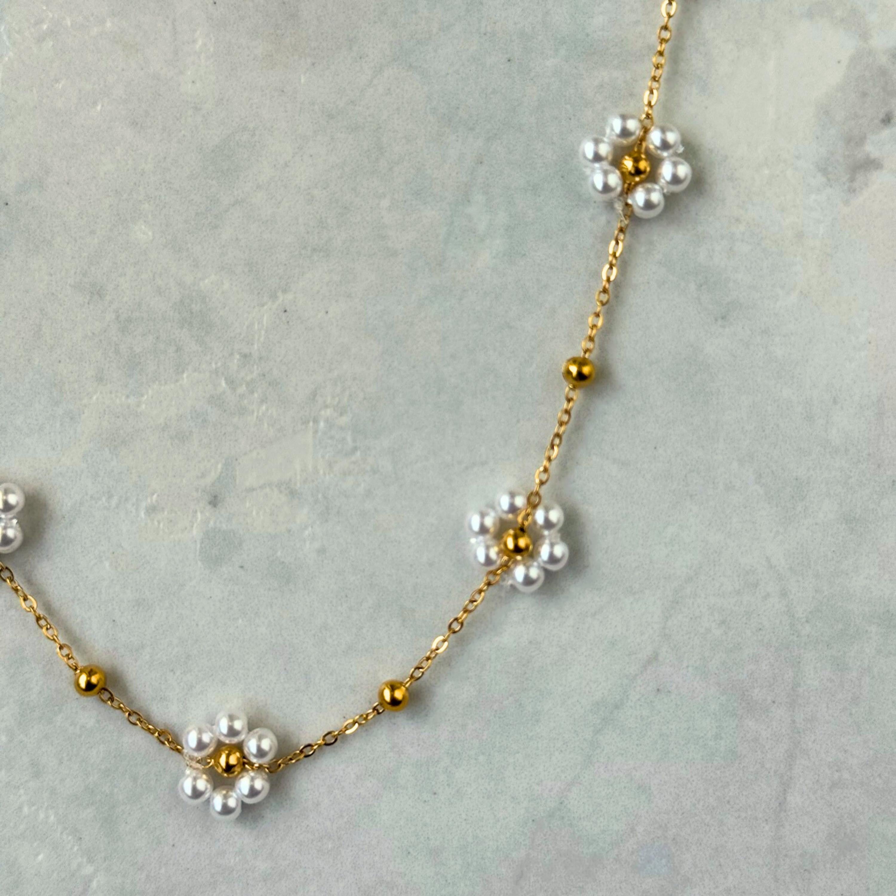 Pearl Flower Bracelet & Necklace Set